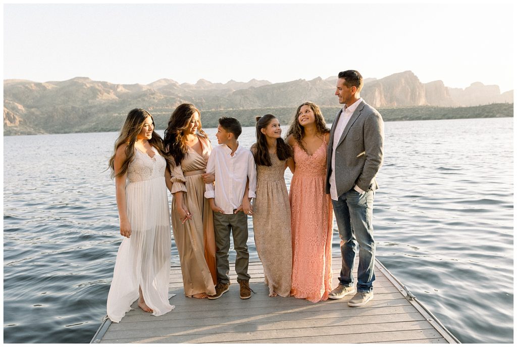 neutral color palette for family lakeside photos