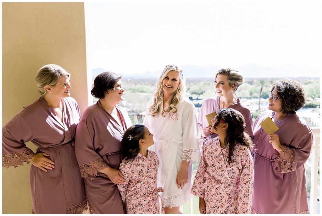 Bridesmaids robe photo's at JW Marriott Desert Ridge